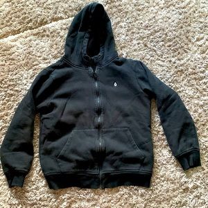Black Volcom pull over hoodie. Sz S